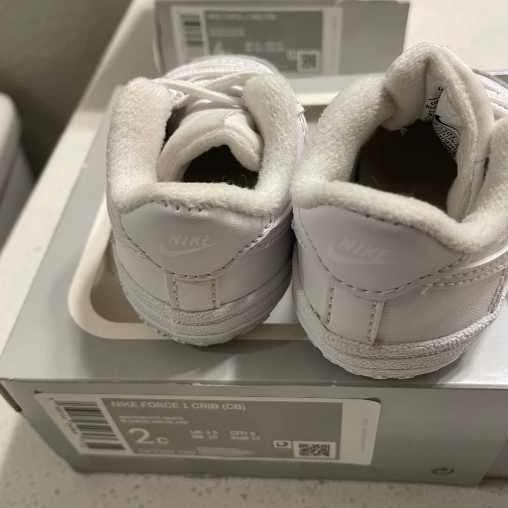 Infant Shoe Size Chart Guide - Picture 4 of 8